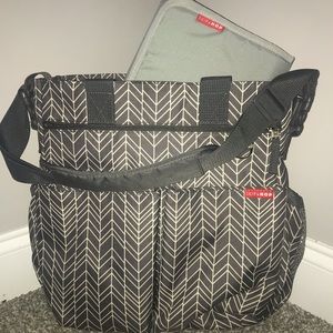 NWOT Skip Hop Diaper Bag